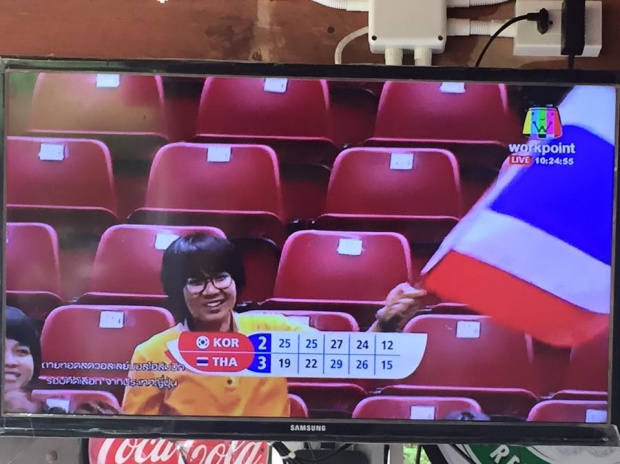 สำเร็จ!! นักตบสาวไทยสุดยอดพลิกเอาชนะเกาหลีใต้สุดมันส์ 3-2 เซต