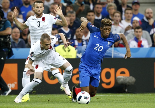 ฝรั่งเศสไล่ยิงท้ายเกมเชือดแอลเบเนีย2-0