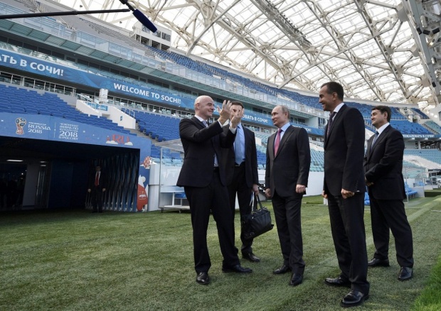 ประธานฟีฟ่ายันเจ้าภาพรัสเซียพร้อมแล้วจัดบอลโลก 2018