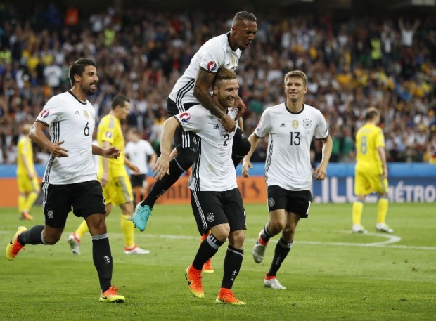 เยอรมนีโชว์ฟอร์มสมราคาทีมเต็งต้อนชนะยูเครน 2-0 ผงาดจ่าฝูง