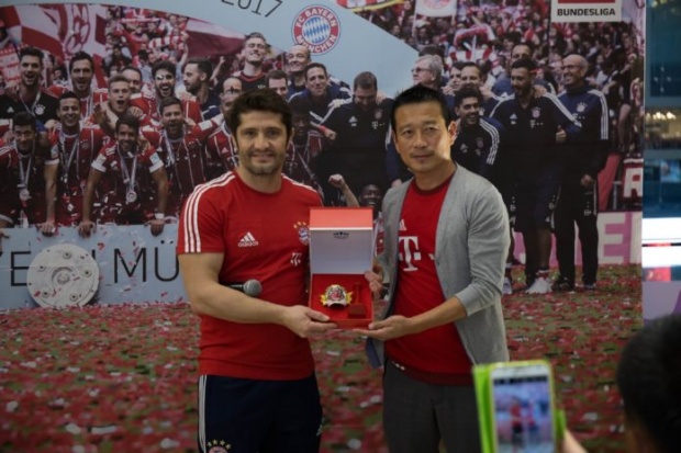 “ลิซาราซู” เยือนไทย พร้อมร่วมคัดเด็กโครงการ FC Bayern Youth Cup Thailand!!