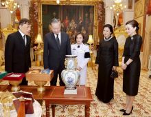 ในหลวงพระราชินี ทรงต้อนรับประธานาธิบดีเวียดนาม