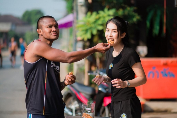 ไม่ธรรมดา บัวขาว เปิดตัวเเฟน? ทั้งขาวทั้งสวย-น่ารักสุดๆ 