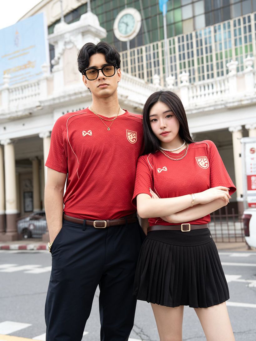 เเห่วิจารณ์ ชุดแข่งทีมชาติไทยล่าสุด ทำไมคล้ายทีมดัง