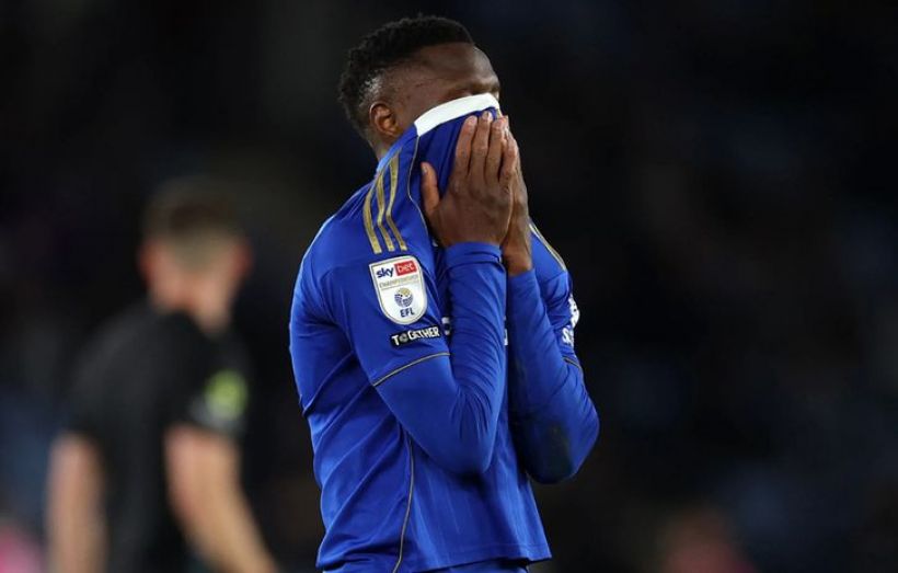 เปิดโพสต์ อัยวัฒน์ หลังเลสเตอร์ฯ ตกชั่นร่วงสู่ลีกวัน!