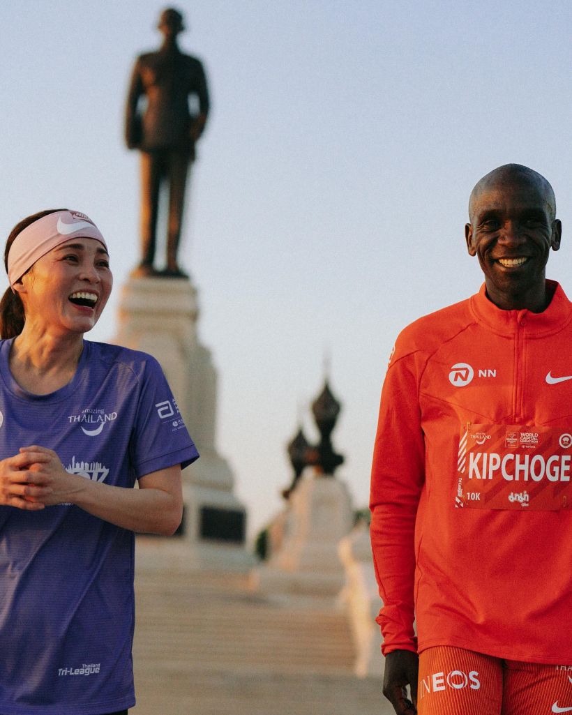 ยอดนักวิ่งโลก ร่วมถวายพระพร สมเด็จพระนางเจ้าฯ พระบรมราชินี
