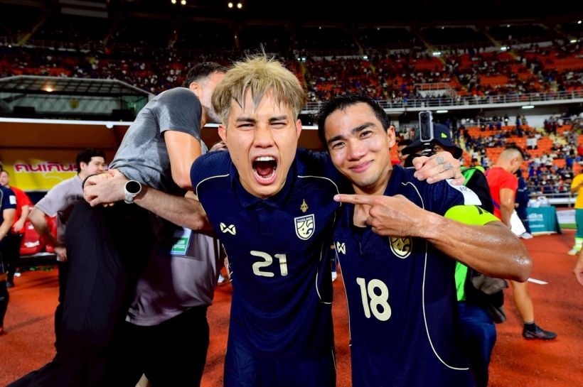 ชนาทิปเสี่ยงแบน! ส.บอลระทึกโดนปรับเซ่นจุดพลุแฟลร์