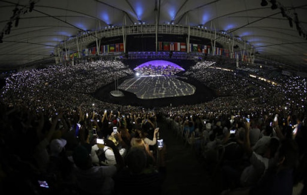 ประมวลภาพ!! บราซิลเปิดโอลิมปิกสุดยิ่งใหญ่ ร้องชาวโลกตระหนักภัยธรรมชาติ