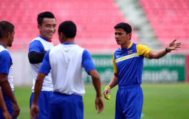  ขุนพลทีมชาติไทยชุดใหญ่ลงฝึกซ้อมอย่างพร้อมเพรียงเป็นมื้อสุดท้าย