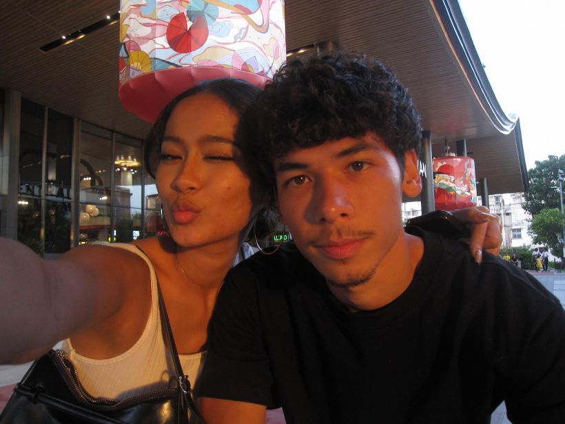 คลั่งรักไม่ไหว! เบนจามิน-มาลัย ฉลองรัก 3 ปี หวานจนมดไต่เต็มจอ!