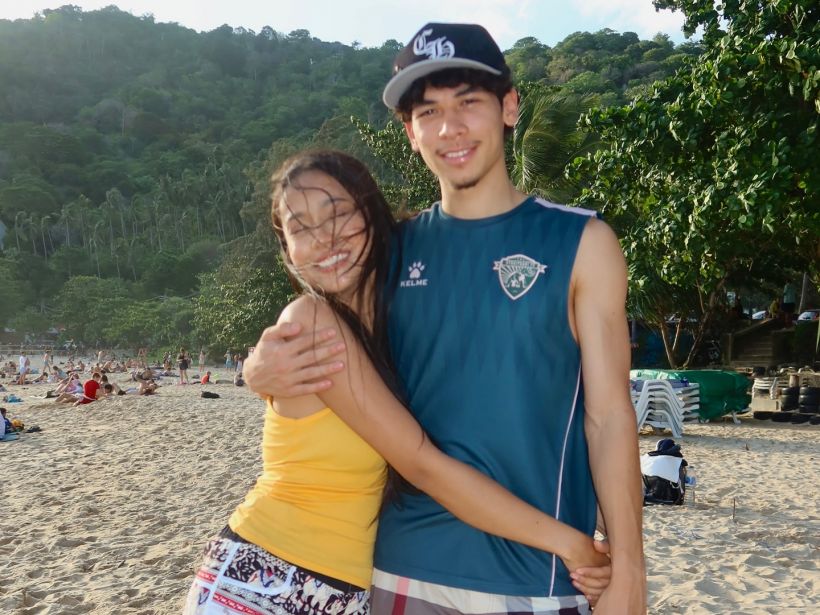 คลั่งรักไม่ไหว! เบนจามิน-มาลัย ฉลองรัก 3 ปี หวานจนมดไต่เต็มจอ!