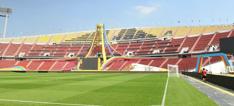 งานหยาบเวอร์! ซีเกมส์ 2025 ประเดิมดราม่า "เพลงชาติเงียบกริบ" นักเตะยืนงงกลางราชมังฯ