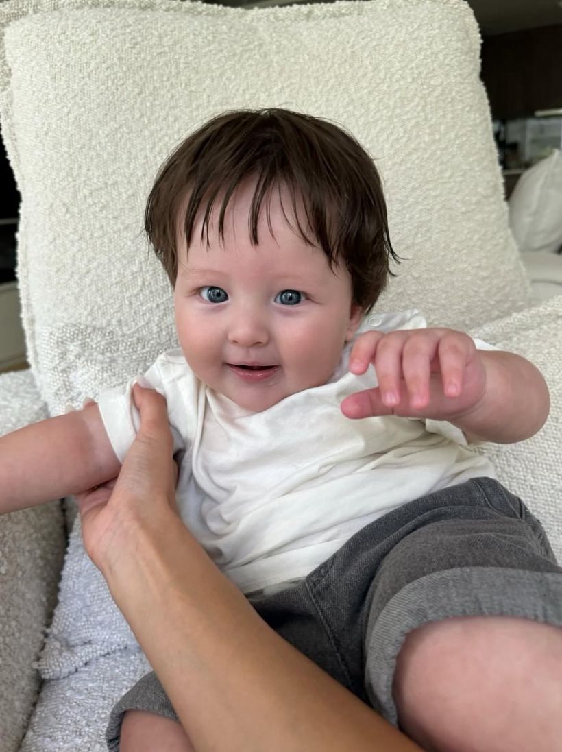 หล่อแซงพ่อ! ส่องภาพ ลูกชายชัปปุยส์ ตาสีฟ้าสวยตะโกนเห็นแล้วใจเหลว